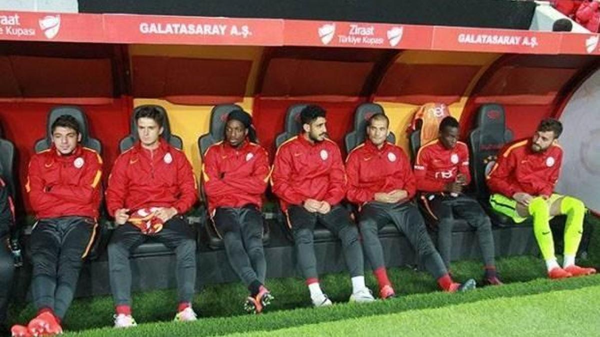 Galatasaray'da ilk ayrılık belli oldu