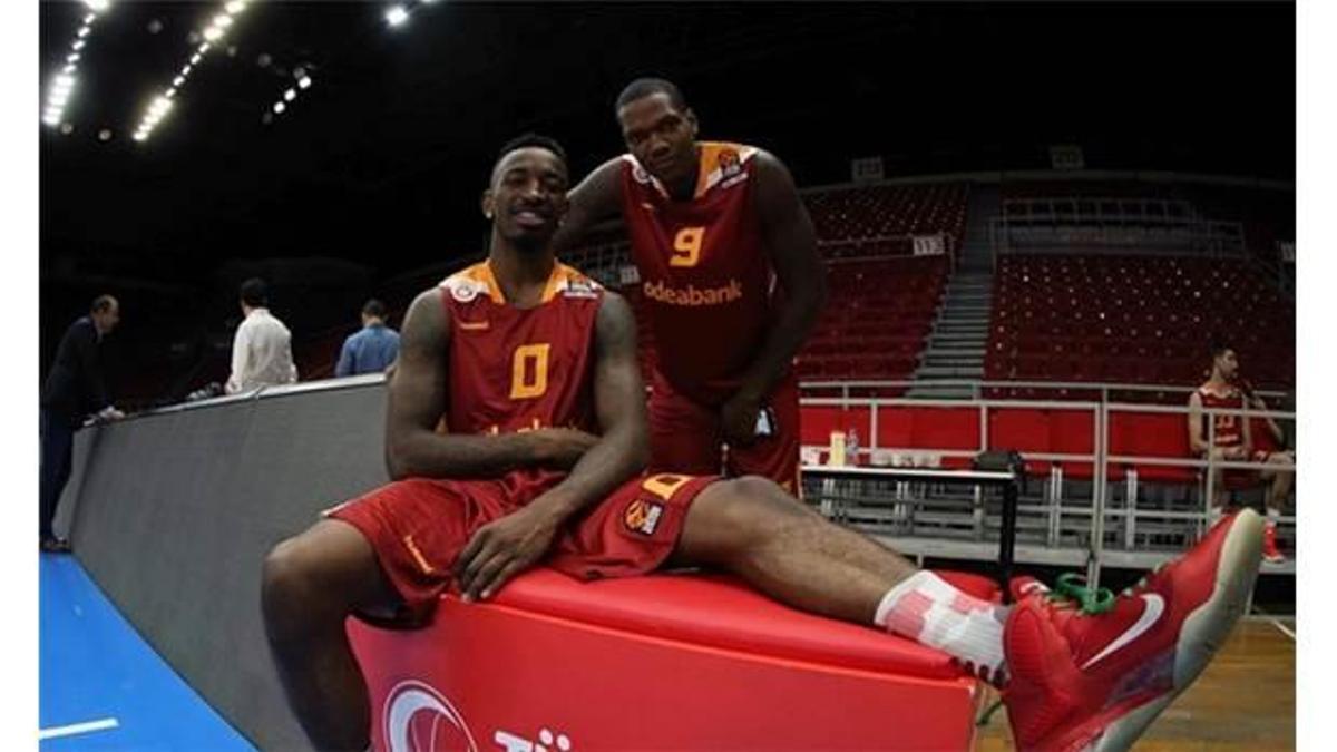 Galatasaray'da Russ Smith gönderildi