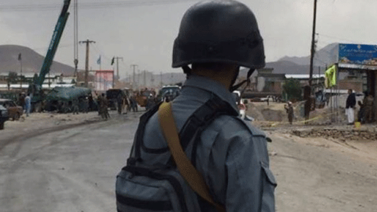 Afganistan'da karakola saldırı: 3 ölü