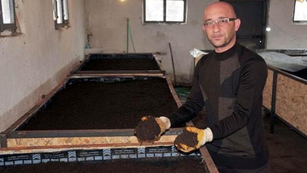 100 bin solucanla gübre işine başladılar, isteklere yetişemiyorlar