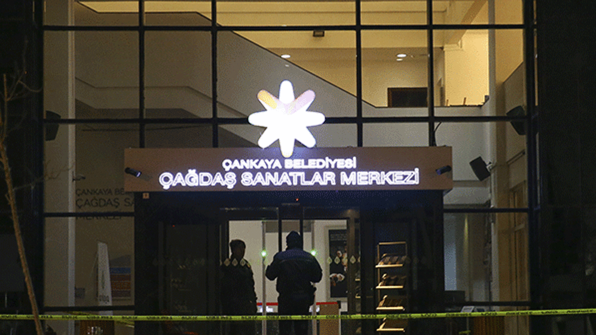 Rus heyetin Çağdaş Sanatlar Merkezi'ndeki incelemeleri