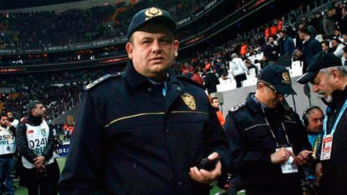 İELEV'den anlamlı burs