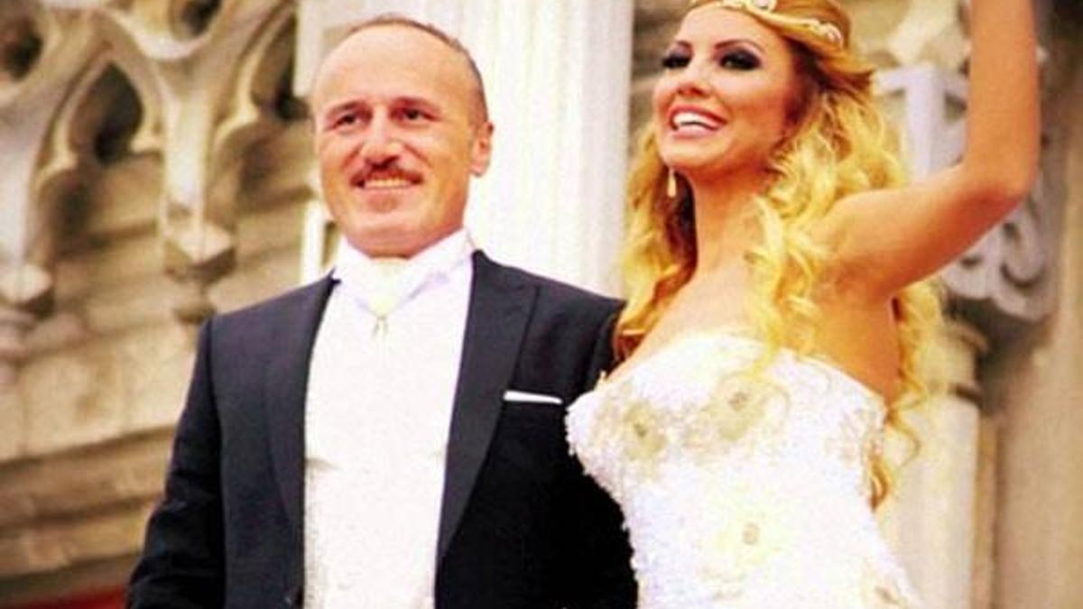İlk görüşte aşk 4 yıl sonra bitti! Boşandılar...