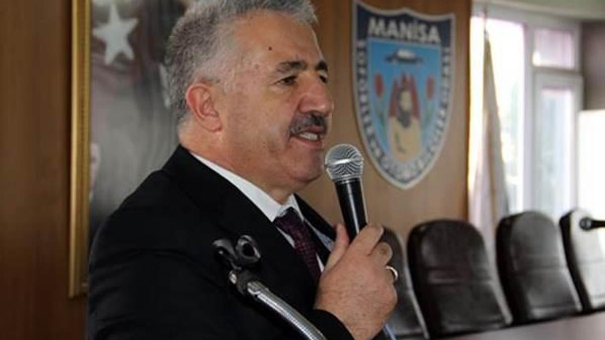 Bakan Arslan'dan yerli arama motoru müjdesi!