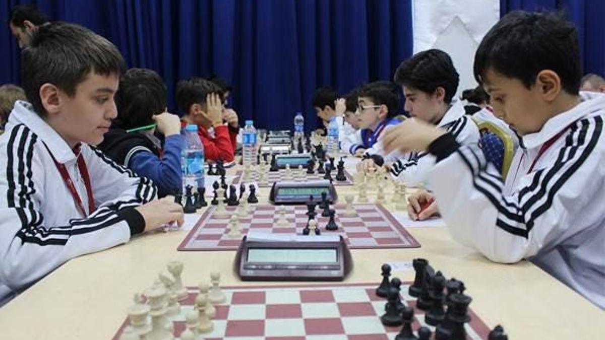 Yıldızlar ve gençler stratejilerini yarıştırdı!
