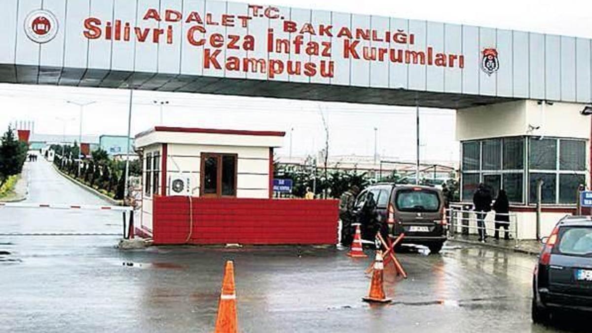 Silivri'de başlayan ilk darbe davası duruşması sona erdi