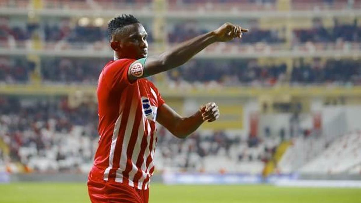 Eto'o transferinde flaş gelişme