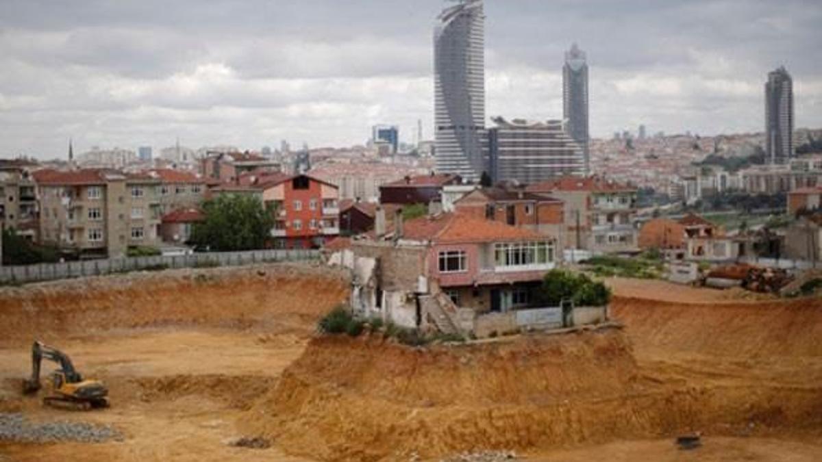 Bakanlık, Fikirtepe'de çözüm için sahaya iniyor