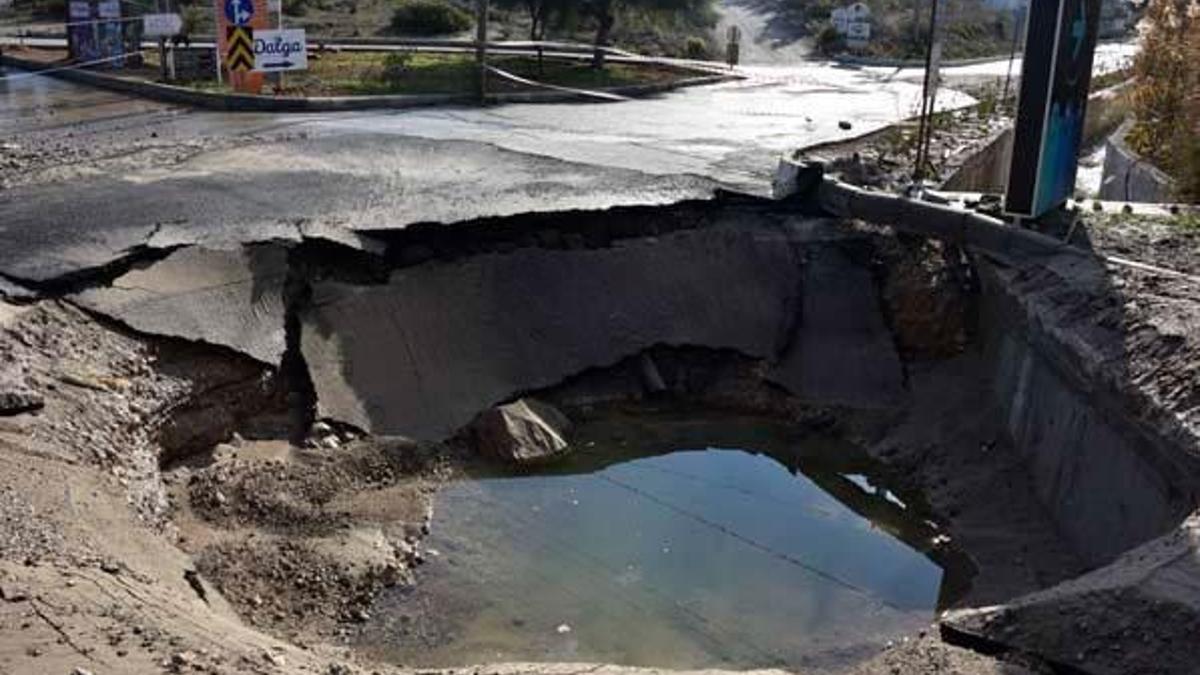 Bodrum'da korkutan olay! Ortalık savaş alanına döndü