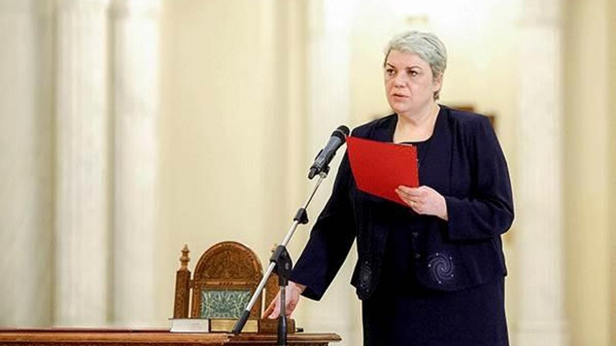 Romanya'da başbakanlığı reddedilen Türk başbakan yardımcısı oldu