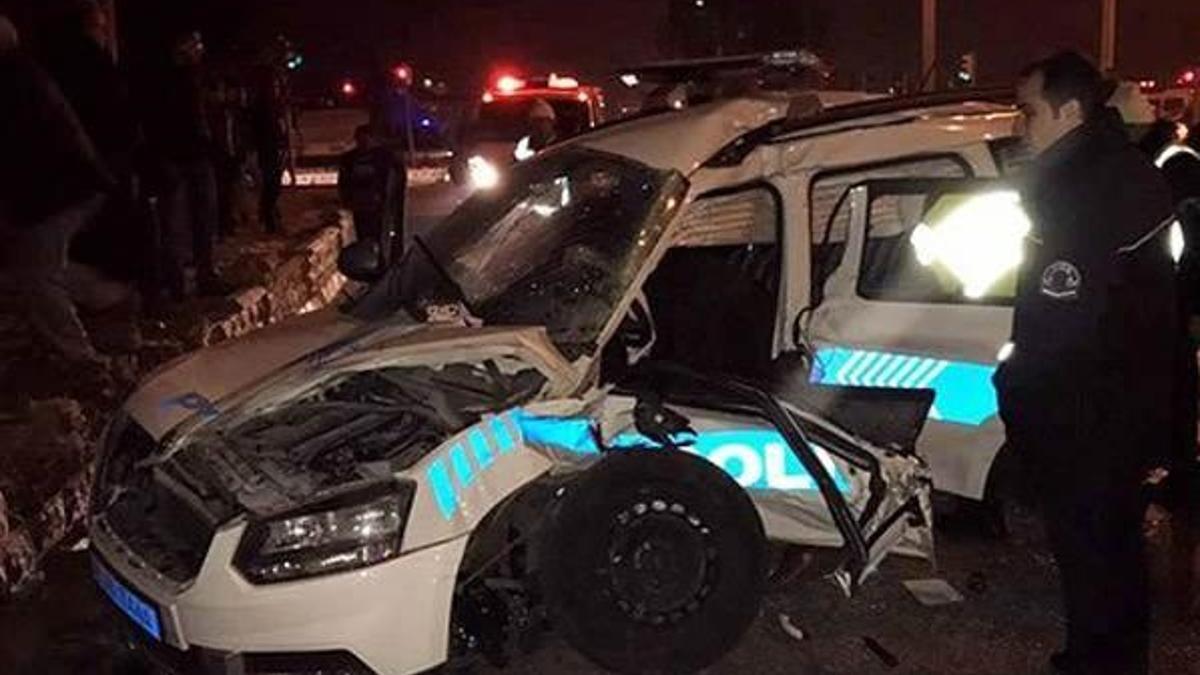 Nazilli'de polis otosu kaza yaptı: 2 şehit