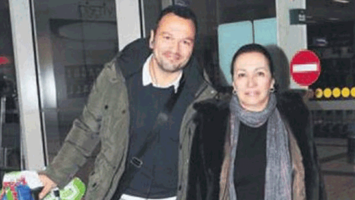 Sunal ailesi Brüksel’den döndü