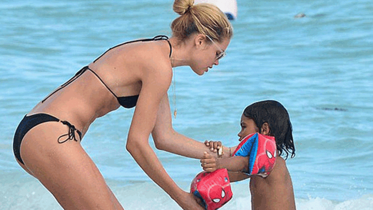 Doutzen Kroes'tan 10 günde 2 tatil