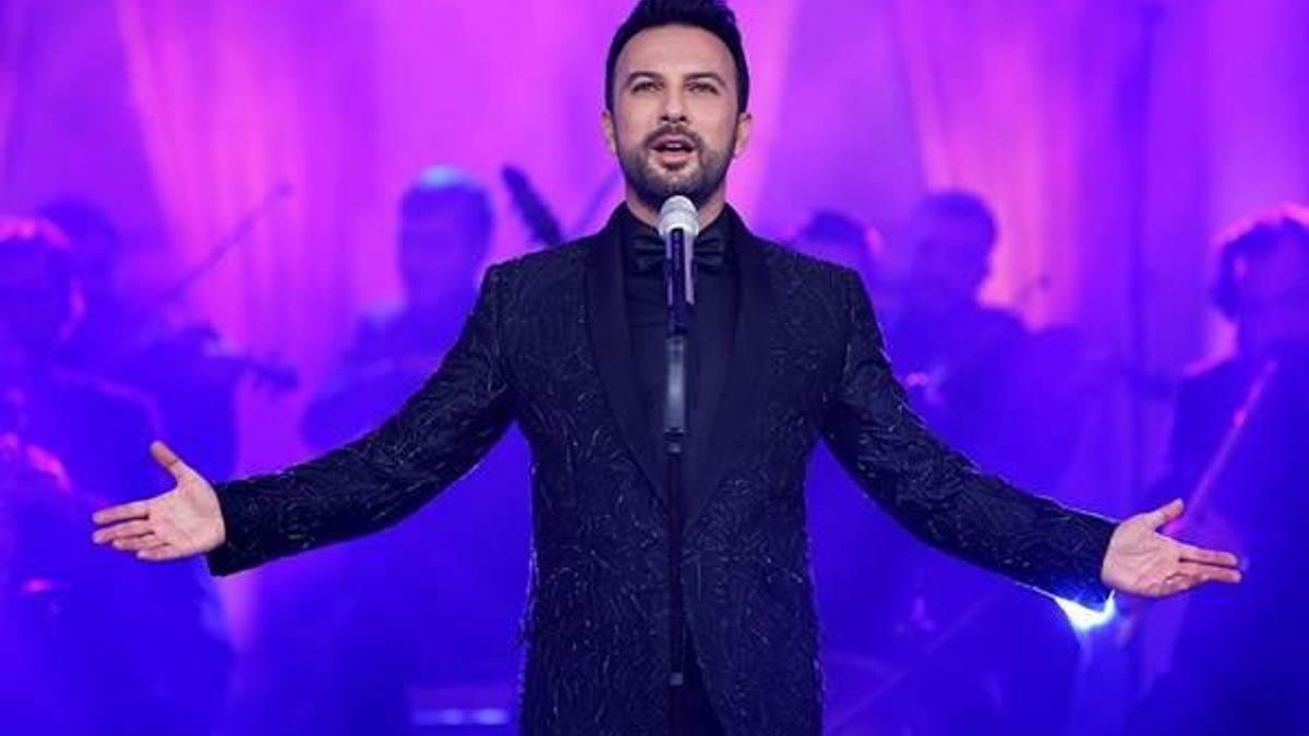 Tarkan’ın kalça hareketleri nostaljik şarkılara damga vurdu