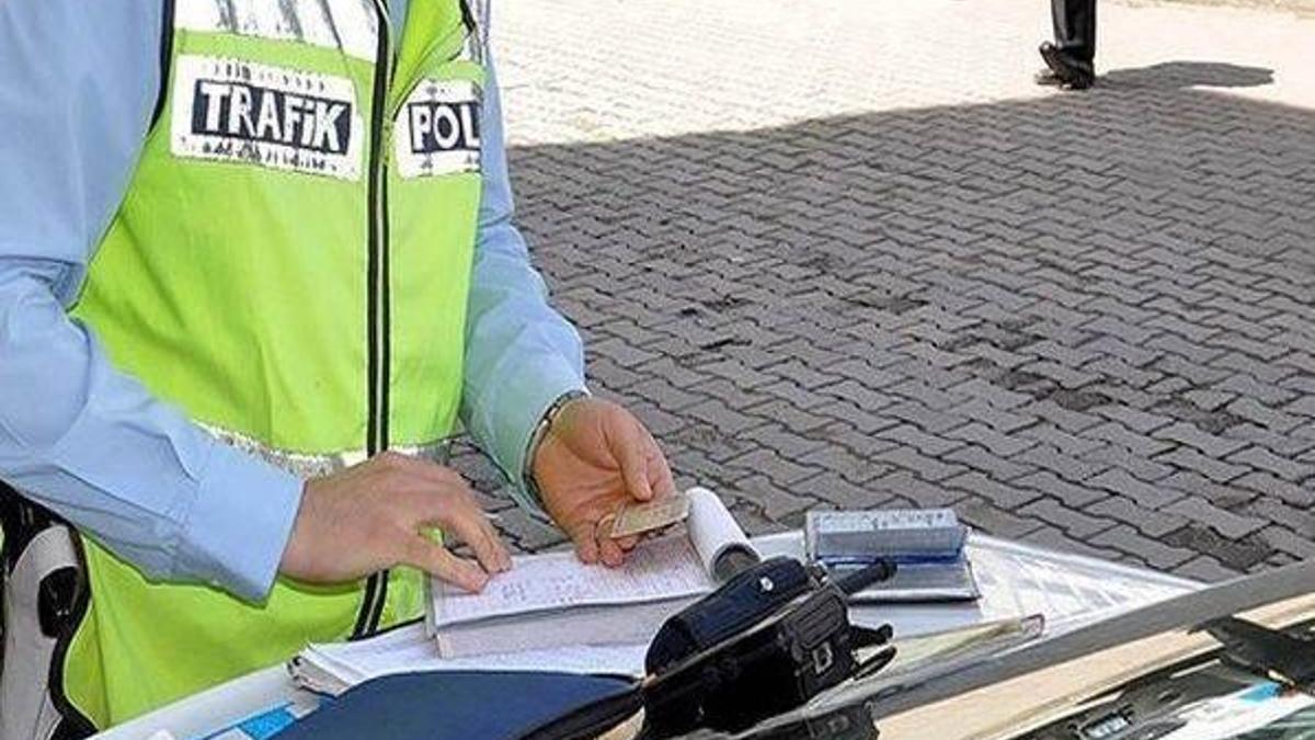 Trafik cezalarının sorgulama ve ödeme işlemleri online olarak nasıl yapılır?