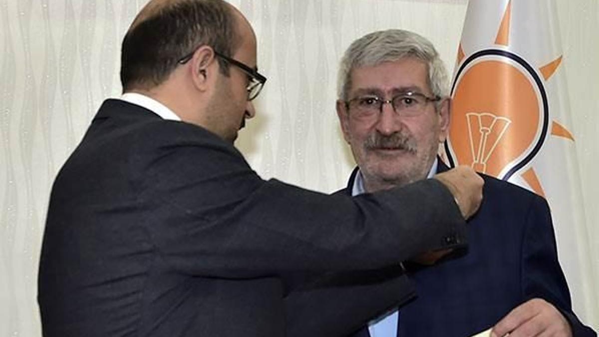 Kılıçdaroğlu AK Parti saflarına katıldı
