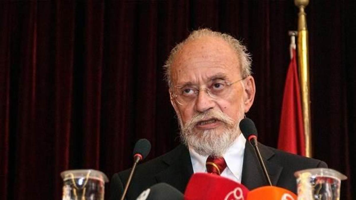 Galatasaray'da şok istifa!