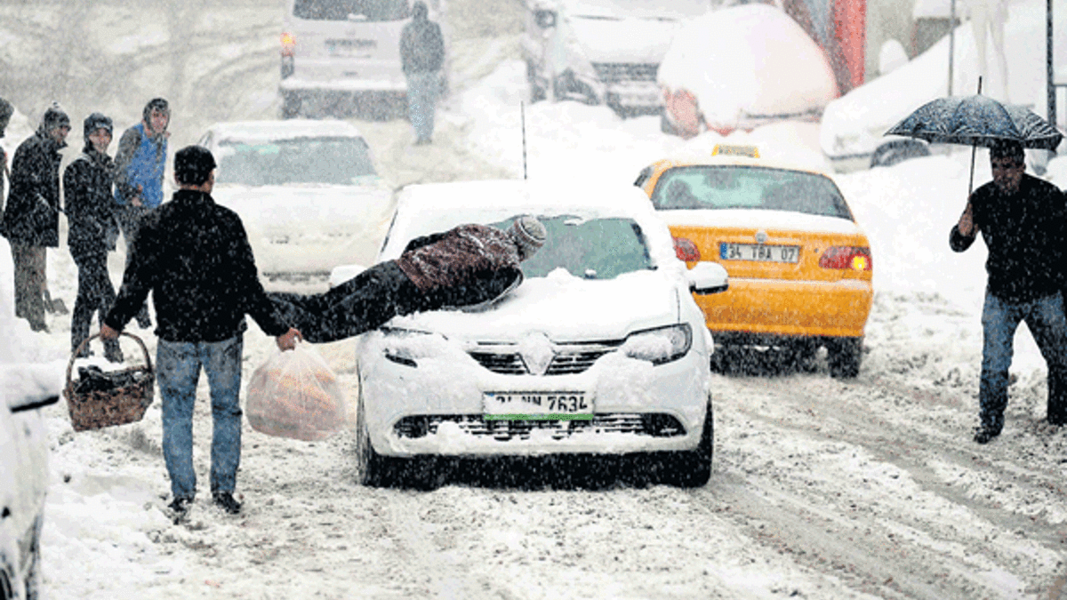 İstanbul kara saplandı