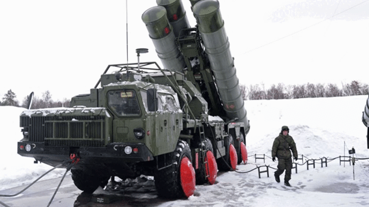 Rusya'da son dakika gelişmesi: S-400'ler yarın...
