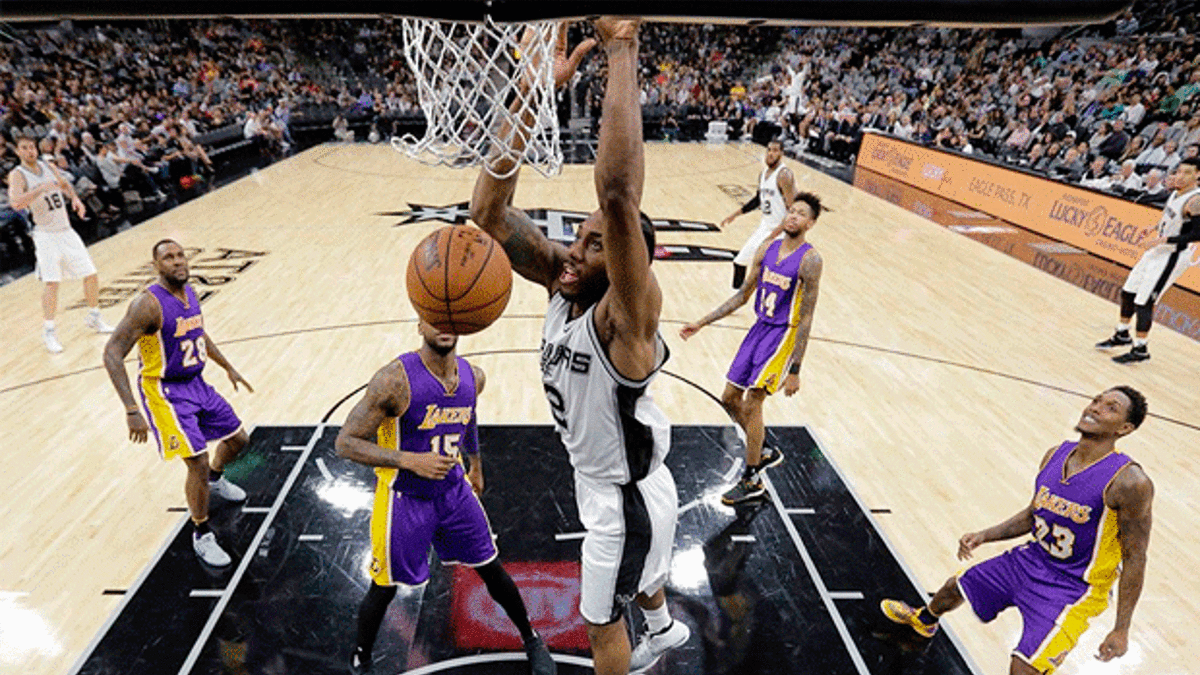 San Antonio, Lakers'ı perişan etti!