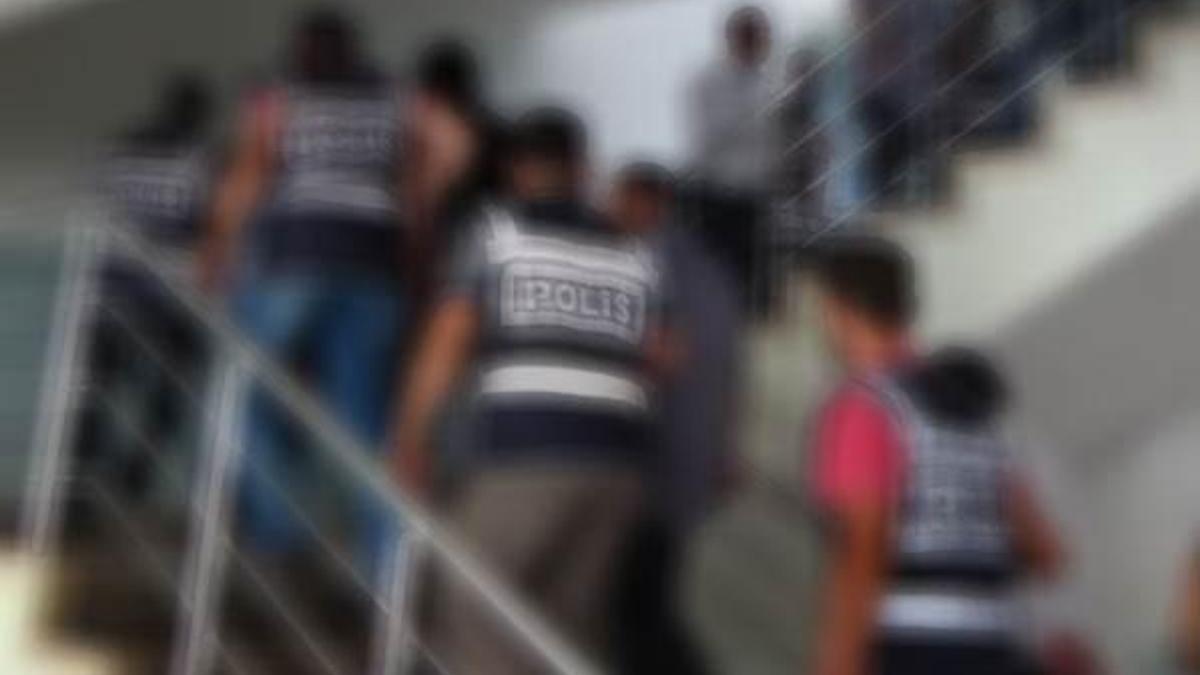 Trabzon'da çok sayıda öğretmen tutuklandı