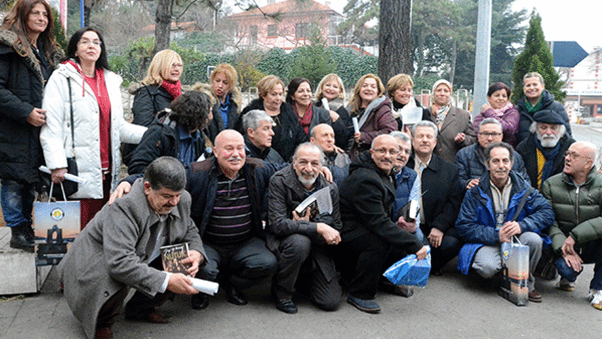 Sınıf arkadaşları 47 yıl sonra buluştu
