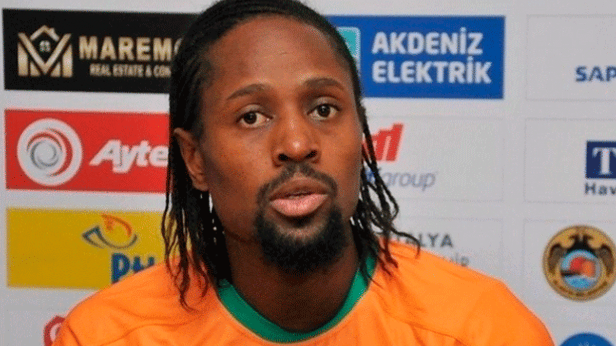 Abdoulaye Ba, Alanyaspor'dan ayrıldığını açıkladı