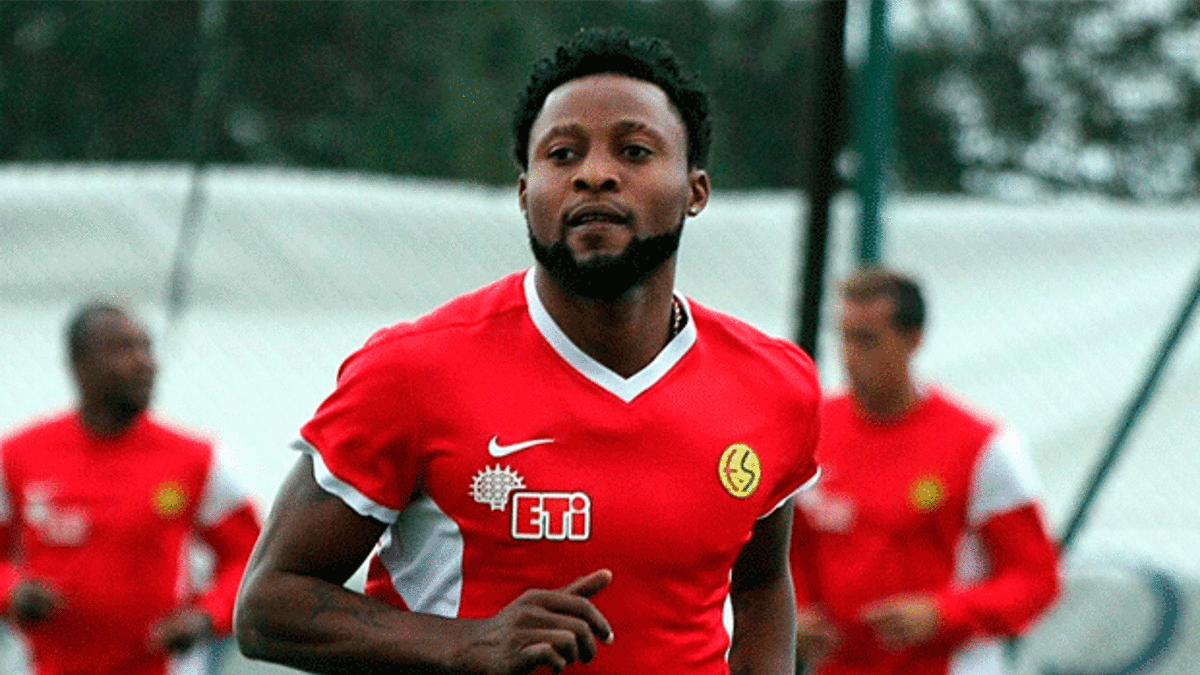 Lawal, Kayserispor ile anlaştı