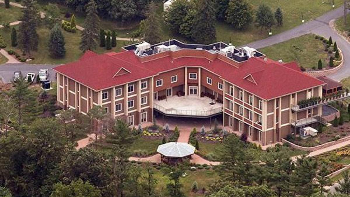FETÖ'nün ABD'deki yeni evi görüntülendi