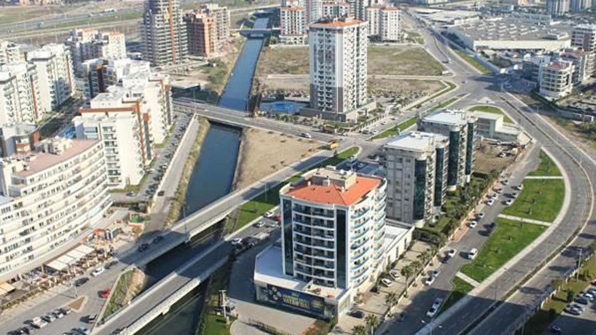 Dünya devi İzmir'i seçti