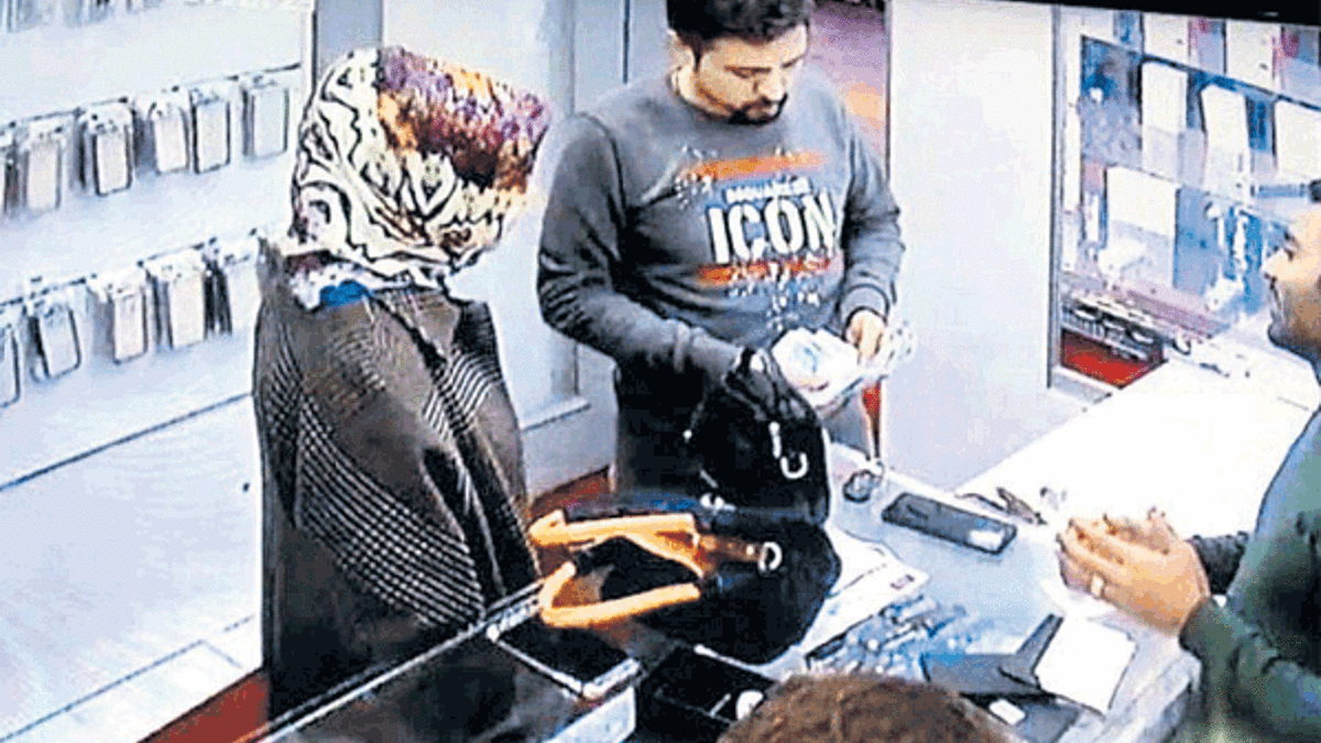 4 cinayetten sonra cep almış