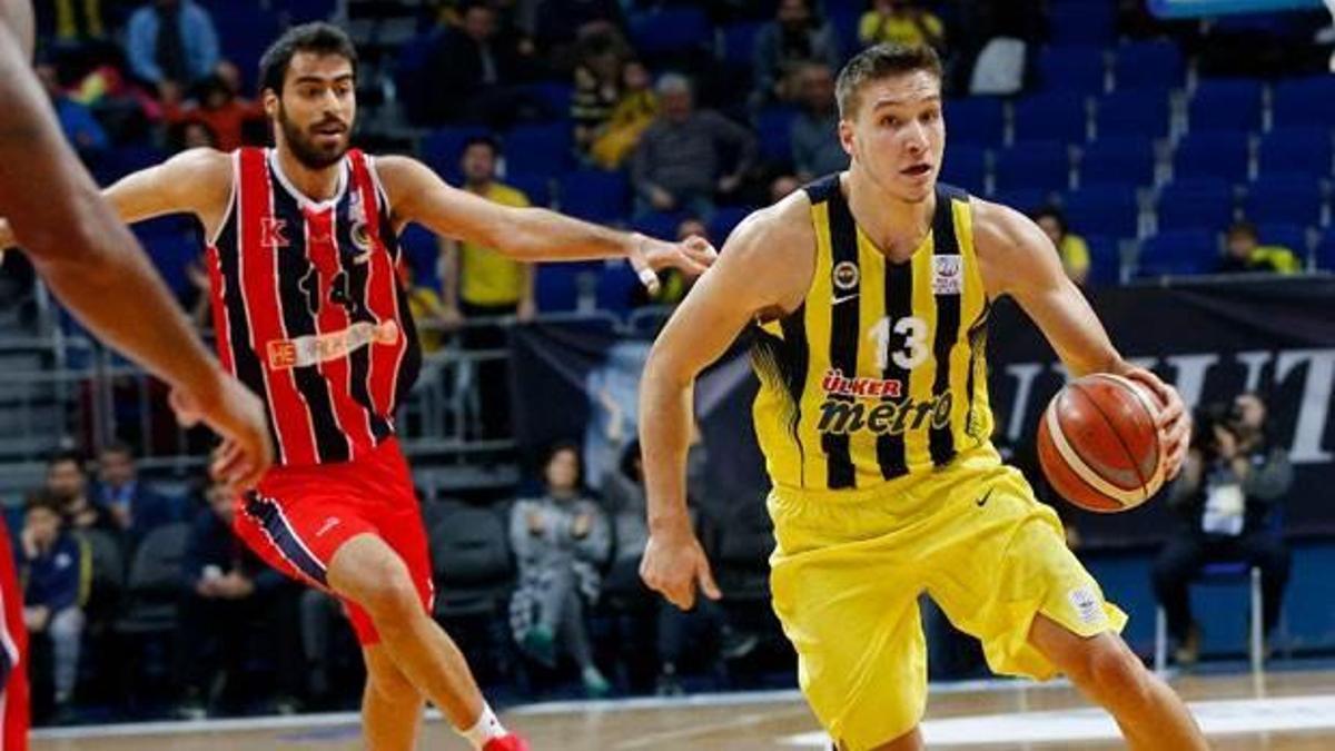 Fener seriyi sürdürdü!