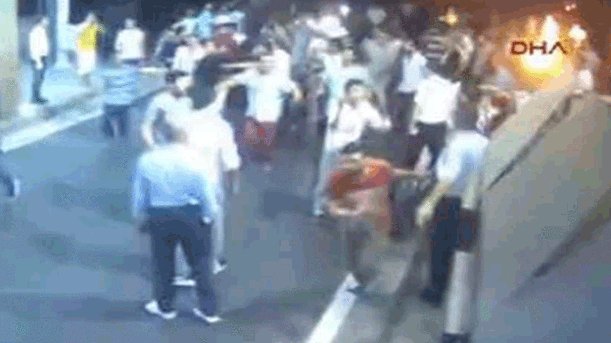 Sabiha Gökçen'e baskın davası; "Tanka çıkanları vurun"