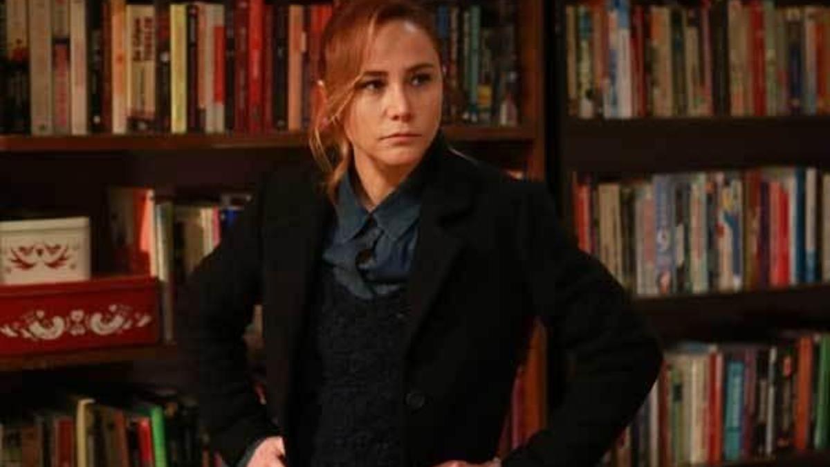 Poyraz Karayel 77. bölümde Ayşegül zor durumda!
