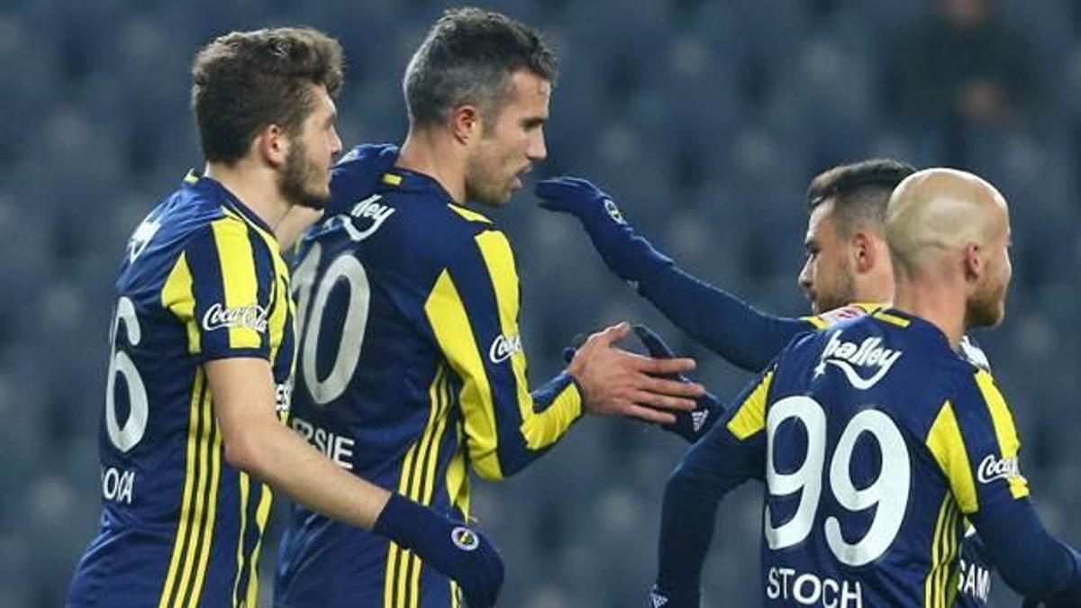 Fenerbahçe Kadıköy'de rahat kazandı