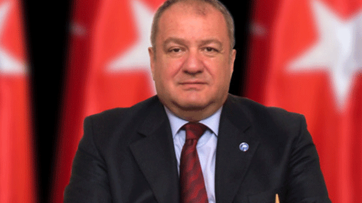 LDP lideri Cem Toker görevini bıraktı