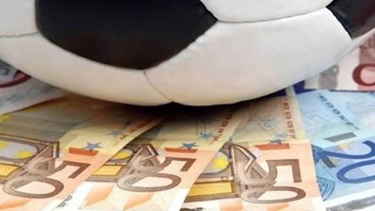 Kulüpler transfere para saçtı