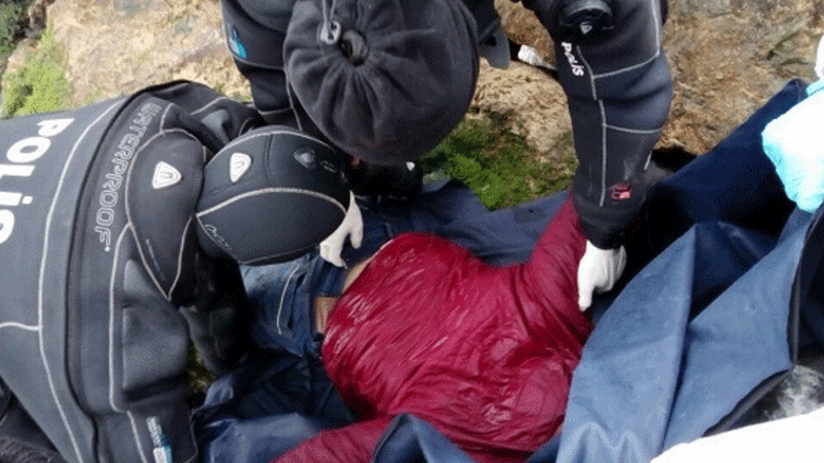Zeytinburnu sahilinde kıyıya kadın cesedi vurdu