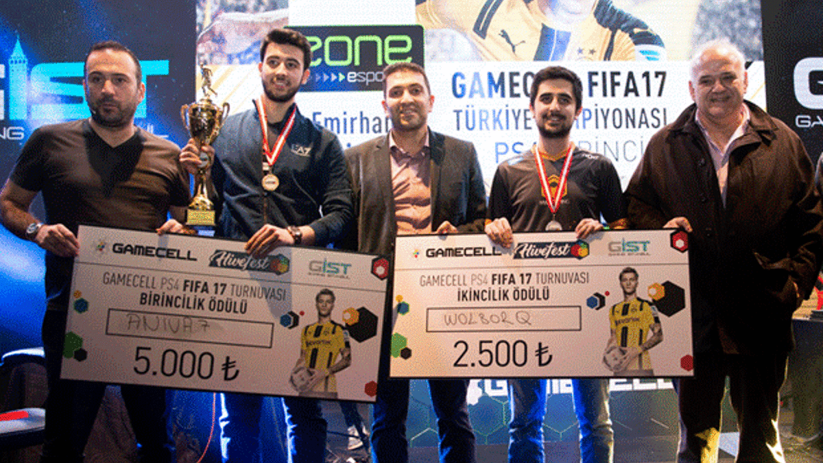 FIFA 17 finalinde goller doksana atıldı