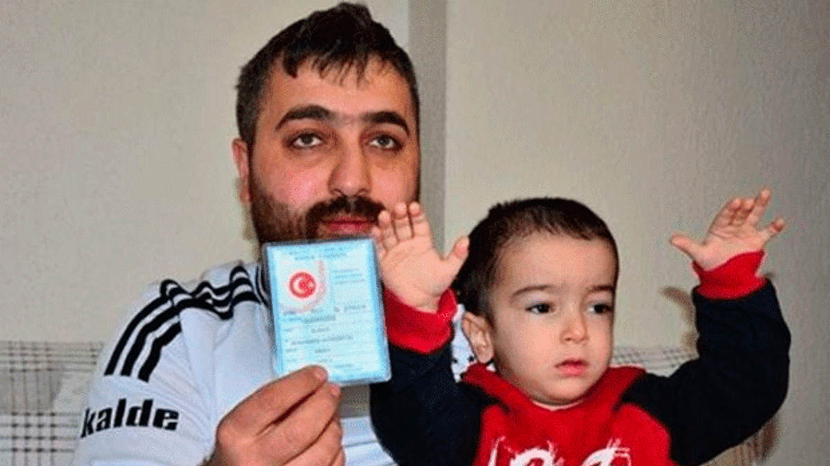 Oğlunun adını 'Beşiktaş' koydu!
