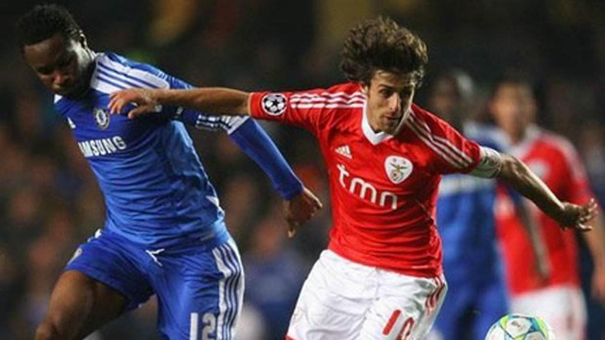 Aimar futbola geri dönüyor