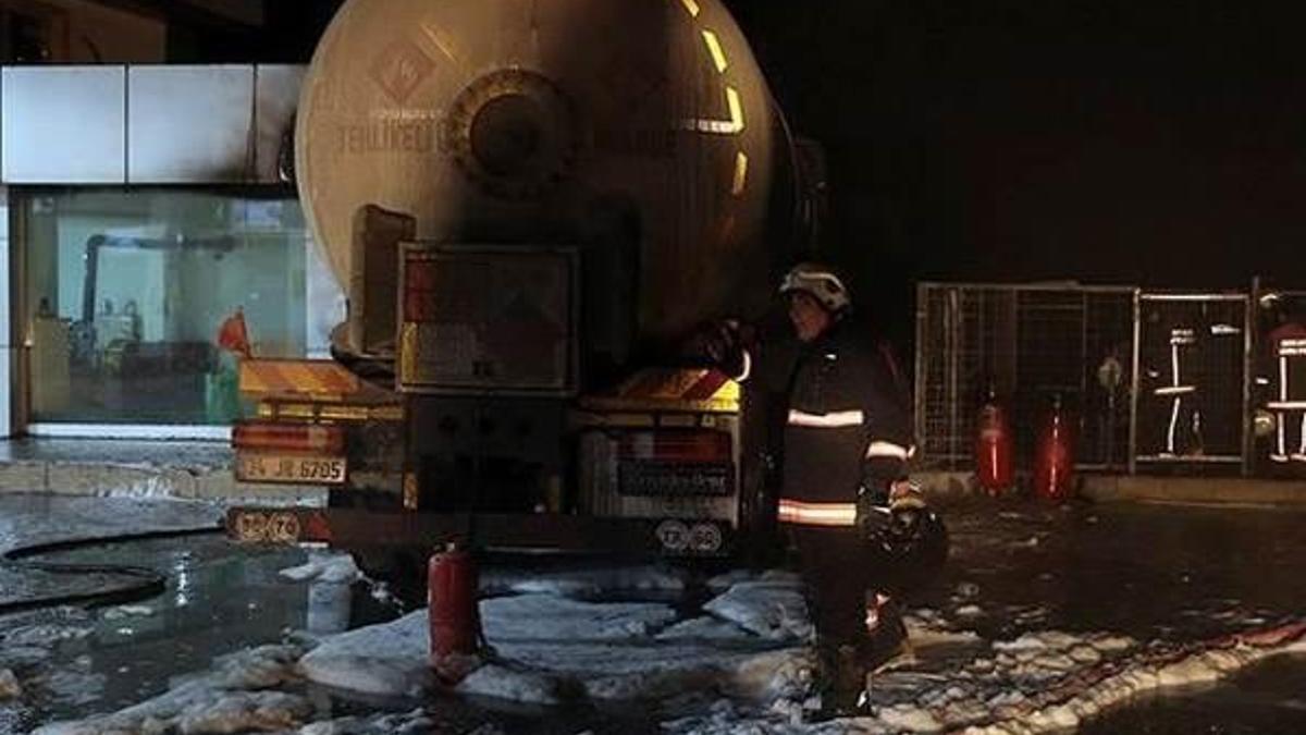 Başkent’te benzin istasyonunda korkutan yangın!