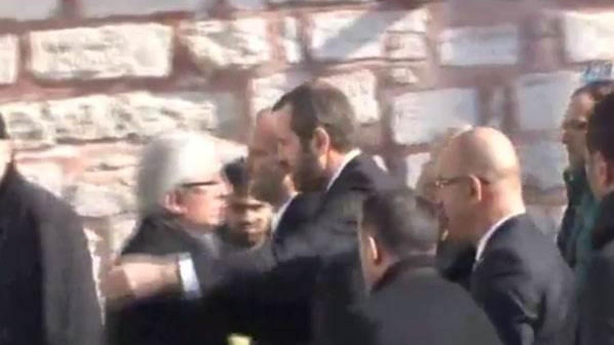 MHP'li Saffet Sancaklı’nın eşi son yolculuğuna uğurlandı!