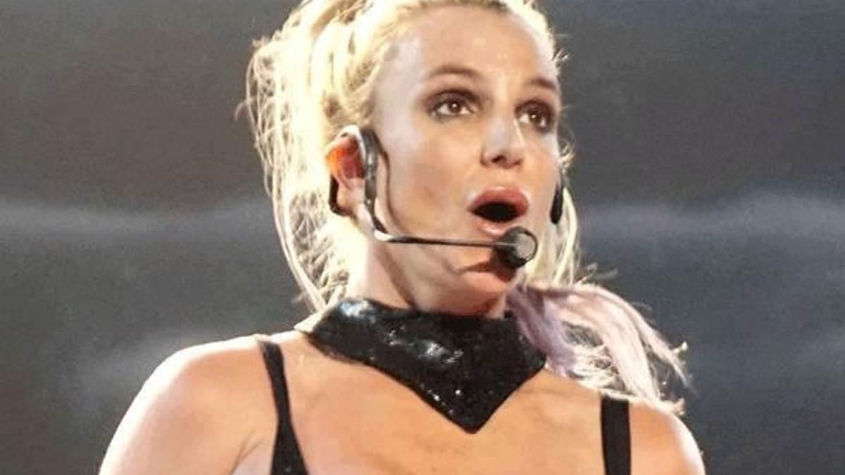 Britney Spears elleri üzerinde!