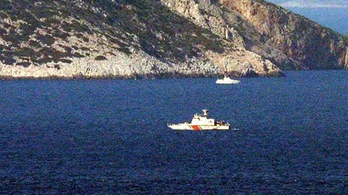 Türk askeri Kardak’ta Yunan botuna geçit vermedi