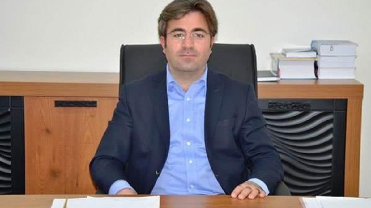 Ağrı Belediyesi'nin 6 meclis üyesi görevden alındı