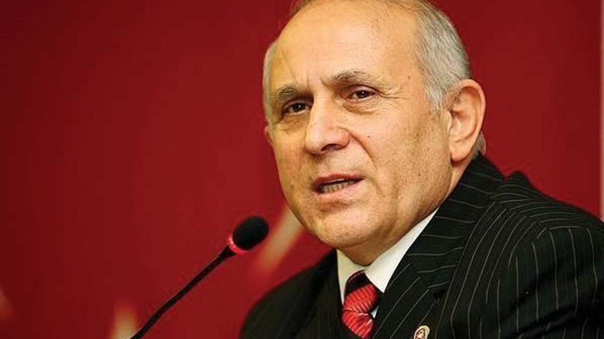 Burhan Kuzu: Kemal Bey'i dinlediyseniz kafanız karışır