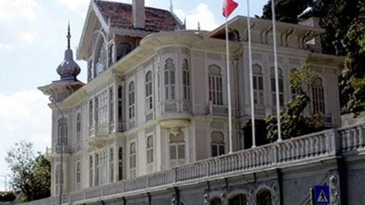 Huber Köşkü de hedefteymiş