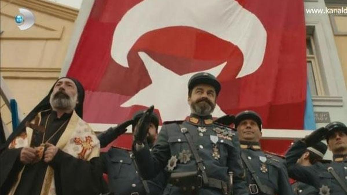 Vatanım Sensin'de ağlatan bayrak sahnesi!