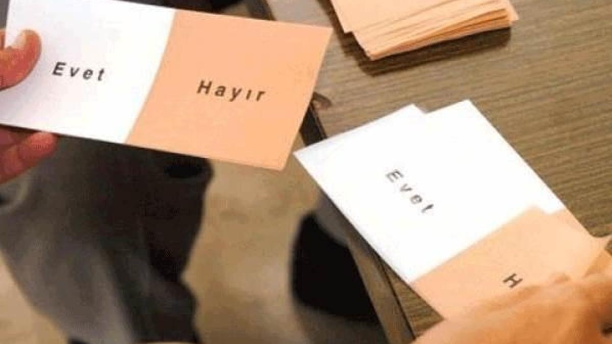 AK Parti'den referandum hamlesi! Hatipler anlatacak